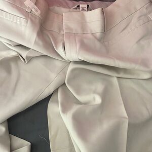 Light Khaki Women’s Dress Pants Banana Republic size 10 L